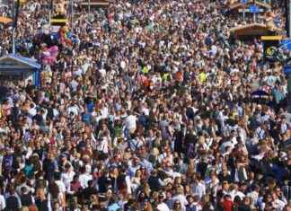 Oktoberfest: Trachtenzug am zweiten Wiesntag bei Traumwetter news-22092024-144321