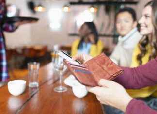 Warum fällt Deutschen das Trinkgeldgeben schwer? Tipps für angemessenes Trinkgeld. news-30092024-122613