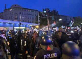Pro-Palästina-Demo in Berlin: Polizei greift bei Flaschenwürfen durch news-07102024-212233