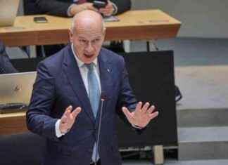 Berlin: Kai Wegner steht vor riesigem Haushaltsloch berlin-kai-wegner-steht-vor-riesigem-haushaltsloch