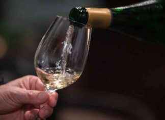 Frauen wegen Raub mit Todesfolge angeklagt: Medikament in Wein gemischt news-02122024-160503