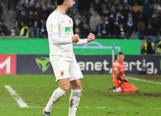 Pokal-Krimi in Karlsruhe: Augsburger feiern knappen Sieg pokal-krimi-in-karlsruhe-augsburger-feiern-knappen-sieg