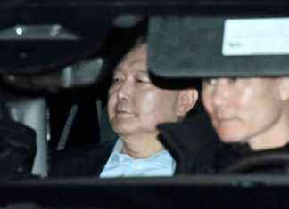 Südkoreas entmachteter Präsident Yoon muss vorerst in Haft bleiben: Erstmals vor Gericht sdkoreas-entmachteter-prsident-yoon-muss-vorerst-in-haft-bleiben-erstmals-vor-gericht