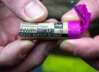 Silvester Berlin: Schwere Handverletzungen durch Böller – Sicherheitstipps für Feiernde silvester-berlin-schwere-handverletzungen-durch-bller-sicherheitstipps-fr-feiernde