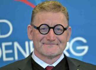 Brandenburger Agrar-Staatssekretär tritt nach Bundestags-Abstimmung aus FDP aus – Hintergründe und Konsequenzen brandenburger-agrar-staatssekretr-tritt-nach-bundestags-abstimmung-aus-fdp-aus-hintergrnde-und-konsequenzen