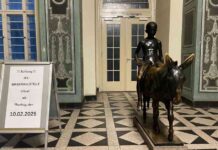 briefwahlstelle-im-rathaus-ffnung-fr-bundestagswahl-am-montag