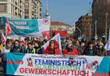 frauentag-in-berlin-demonstration-fr-gleichberechtigung-und-frauenrechte