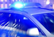 gefhrliches-autorennen-in-berlin-niederschneweide-kind-ohne-sicherheitsgurt