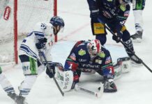 tiefenentspannt-eisbren-torwart-jonas-stettmer-vor-wichtigen-spielen