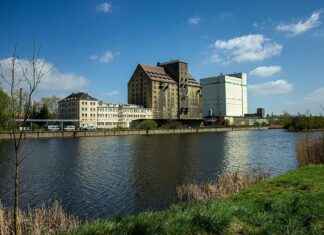 Aufstellungen: Teilnehmer: 1. FC Köln Gegen RB Leipzig: Diese Spieler stehen im Aufeinandertreffen Köln gegen Leipzig auf dem Platz Aufstellungen: Teilnehmer: 1. FC Köln Gegen RB Leipzig: Diese Spieler stehen im Aufeinandertreffen Köln gegen Leipzig auf dem Platz