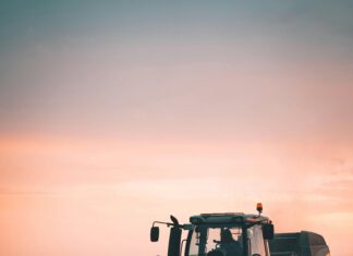 Aufstellungen Teilnehmer: Spannende SV Wehen Wiesbaden Gegen Jahn Regensburg Spielszenen