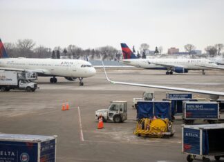 The Ultimate Guide: How Delta Flight DL275 Flight Attendants Navigate Diversions Delta Airlines, Delta Flight DL275, Flight DL275, Flight Diversions, Travel News, Airline Policies, LAX Diversion, Delta Flight DL275 Diverted LAX
